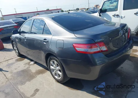 2011 Toyota Camry Le z USA, uszkodzony, nr VIN 4T4BF3EK0BR132563